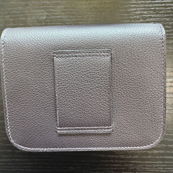 Constance Slim bicolor wallet
NEW HERMES color prunoir/rose azalée
NWT’s/box - Picture 7 of 10